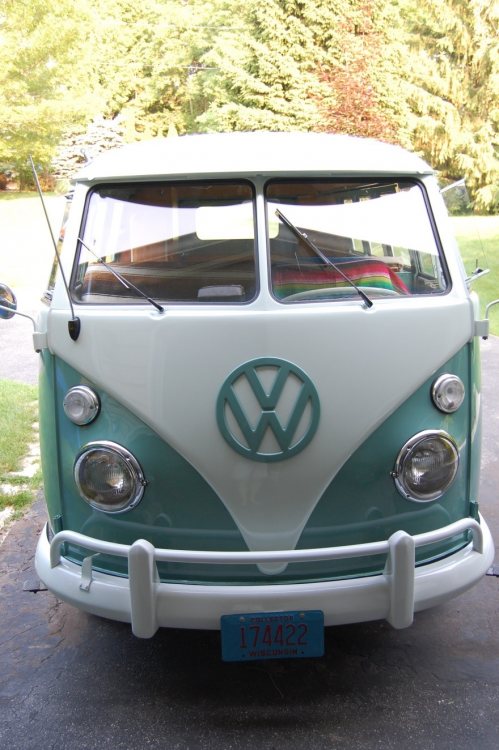 bus.thumb.jpg.df74023237164436b8c5c05eef